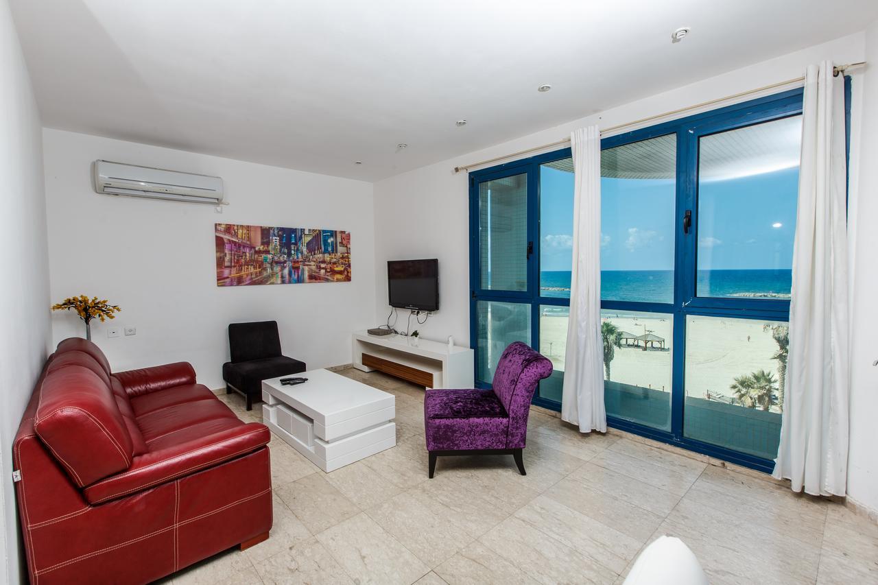 Ocean Front Apartments First Line To The Beach Τελ Αβίβ Εξωτερικό φωτογραφία
