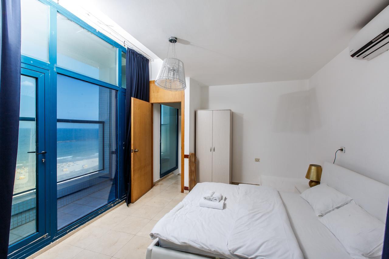 Ocean Front Apartments First Line To The Beach Τελ Αβίβ Εξωτερικό φωτογραφία
