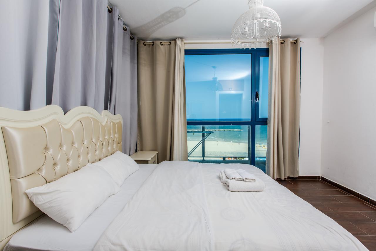 Ocean Front Apartments First Line To The Beach Τελ Αβίβ Εξωτερικό φωτογραφία