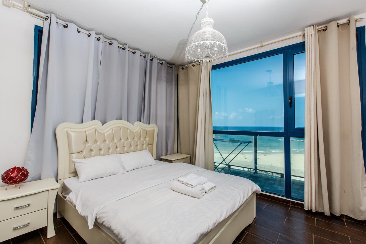Ocean Front Apartments First Line To The Beach Τελ Αβίβ Εξωτερικό φωτογραφία