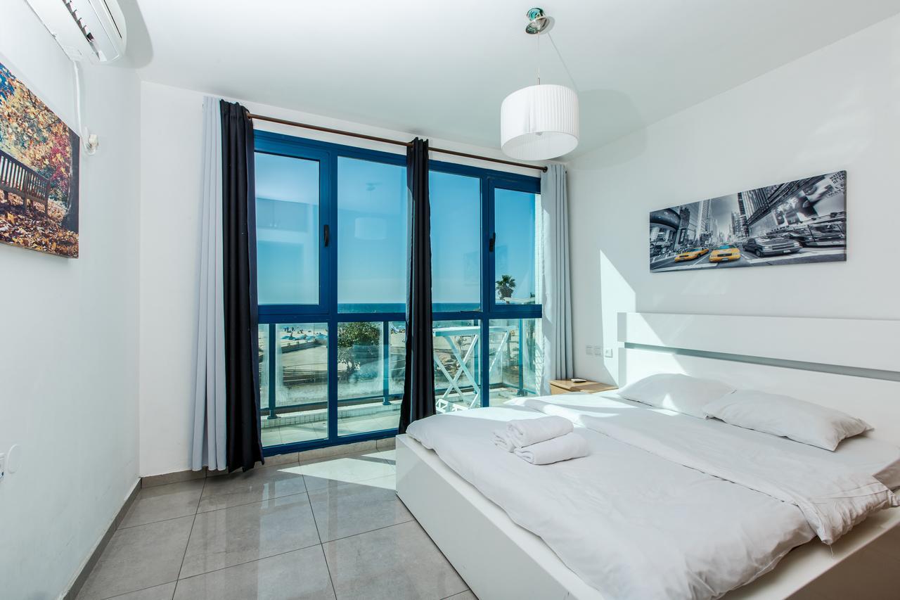 Ocean Front Apartments First Line To The Beach Τελ Αβίβ Εξωτερικό φωτογραφία