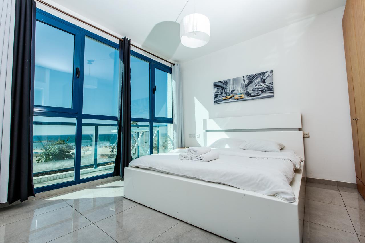 Ocean Front Apartments First Line To The Beach Τελ Αβίβ Εξωτερικό φωτογραφία