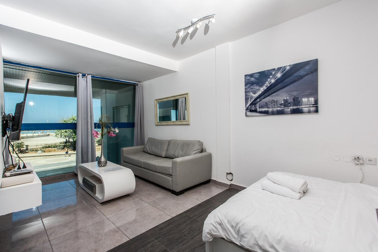 Ocean Front Apartments First Line To The Beach Τελ Αβίβ Εξωτερικό φωτογραφία